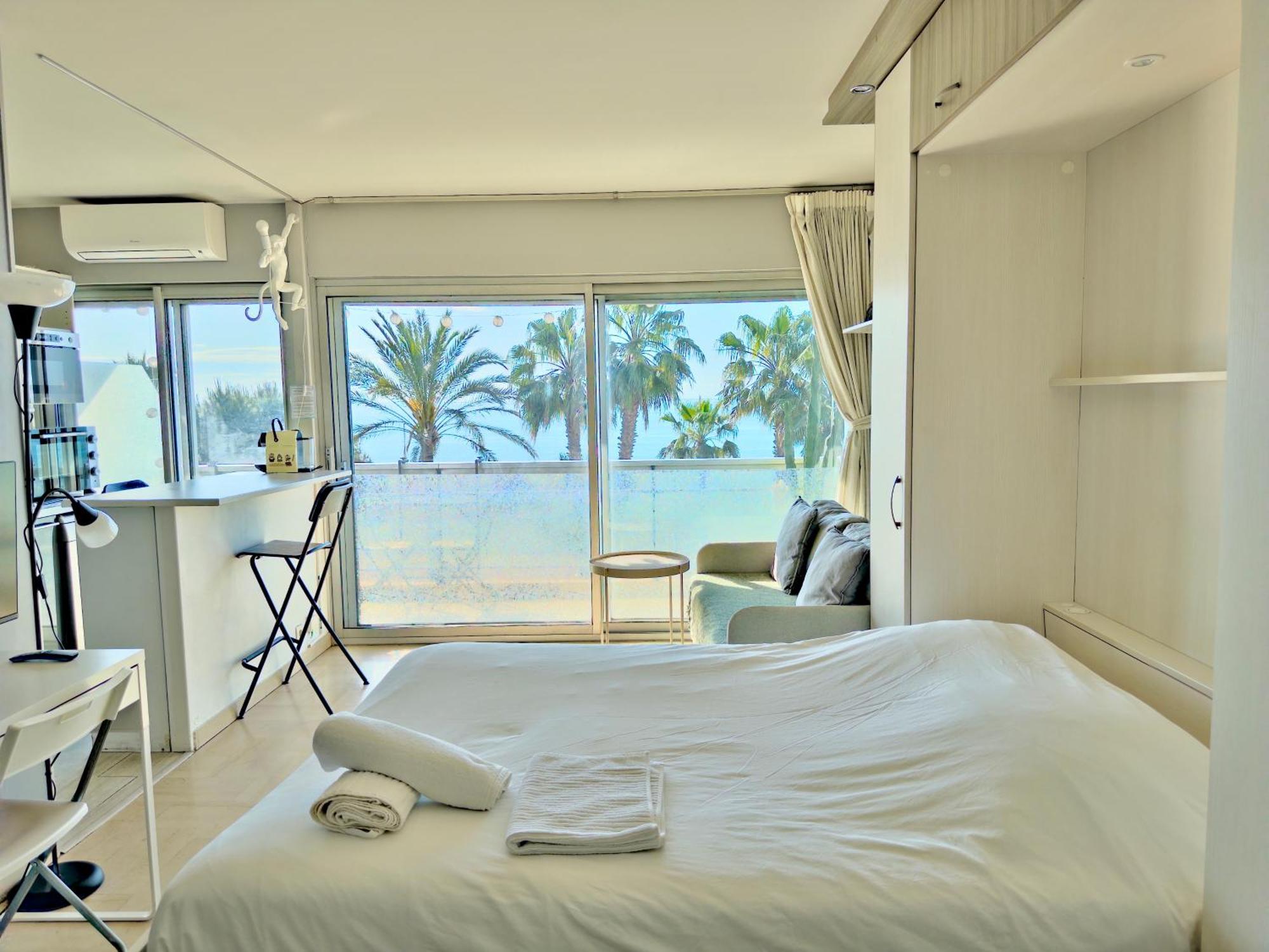 Panoramic Sea View Studio 24H Checkin Cagnes-sur-Mer Buitenkant foto
